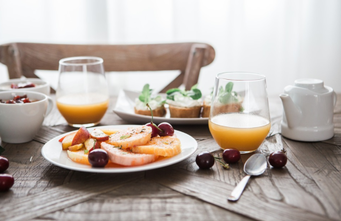 food and beverage in a restaurant